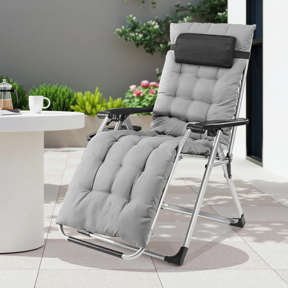 Zero Gravity Recliner, Folding Lounge Chair with Cup Holder Tray