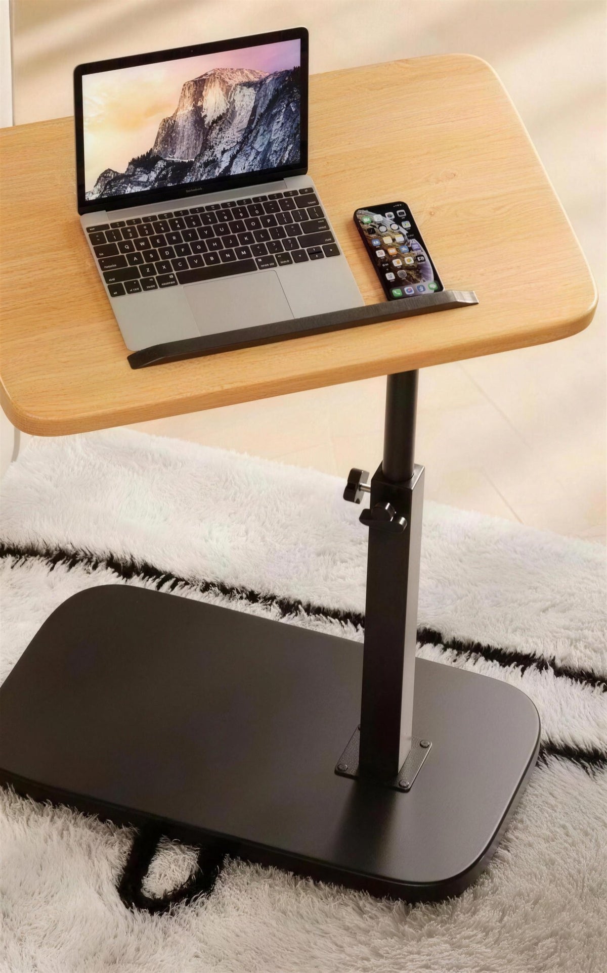 C shaped side table - Height adjustable table - solid wood surface, movable side end